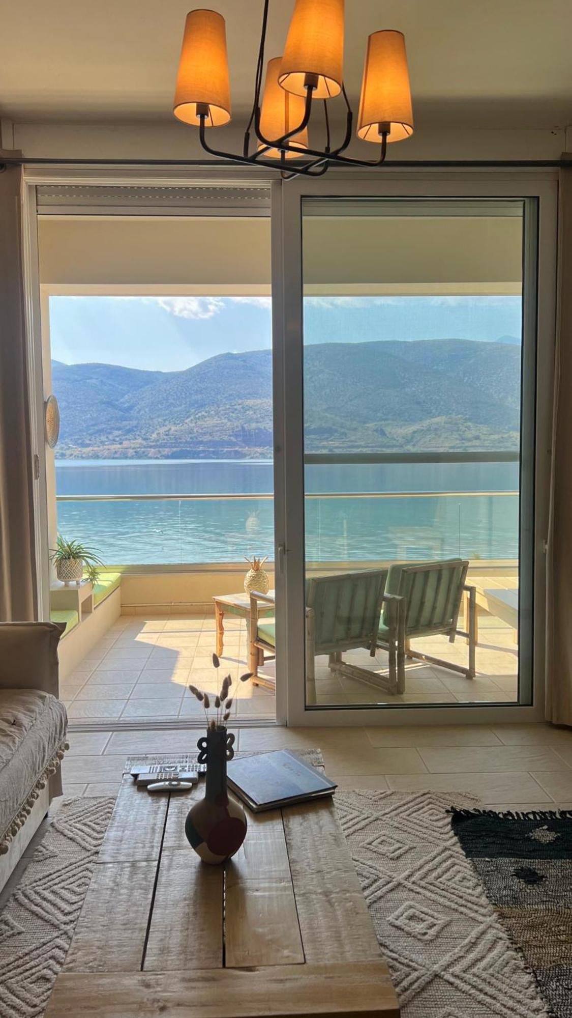 Beach House In Itea-Delphi Exteriör bild